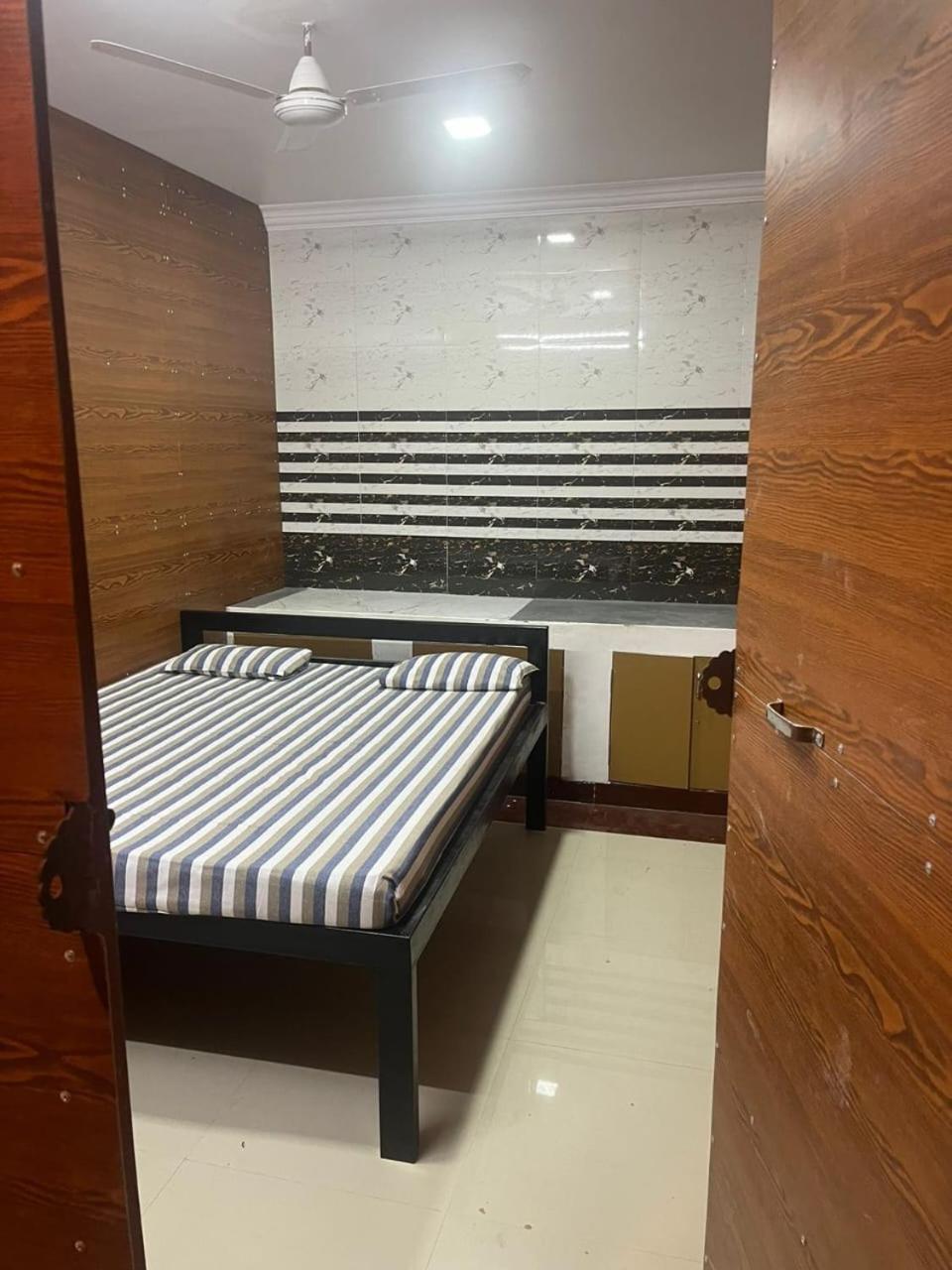 Tiruchchendūr Sri Balaji Lodging酒店 外观 照片